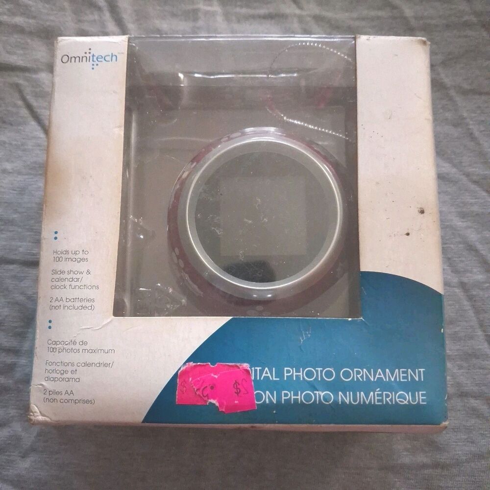 omnitech digital photo ornament red christmas picture frame lcd screen slideshow